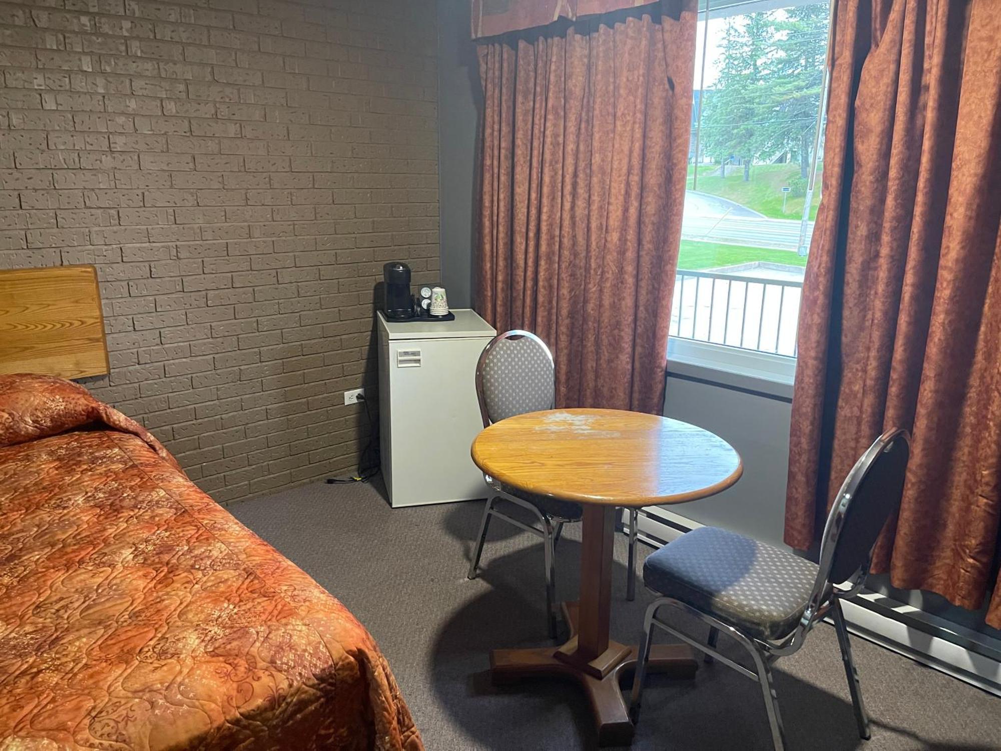 Auberge L'Etape Mont-Laurier Oda fotoğraf